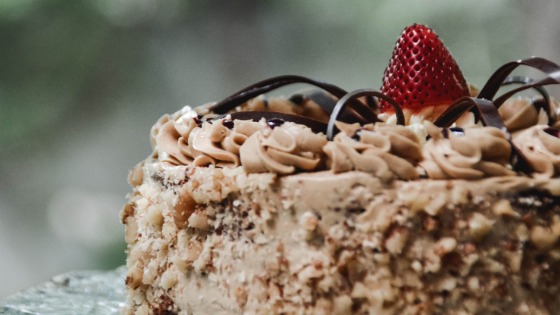 Tips on choosing the best online cake delivery service